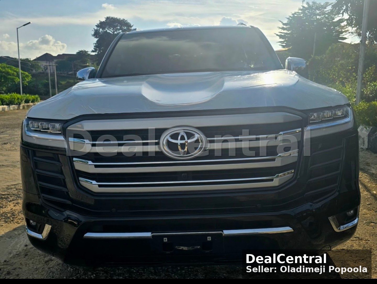 2026 Toyota Landcruiser LC300 VXR
