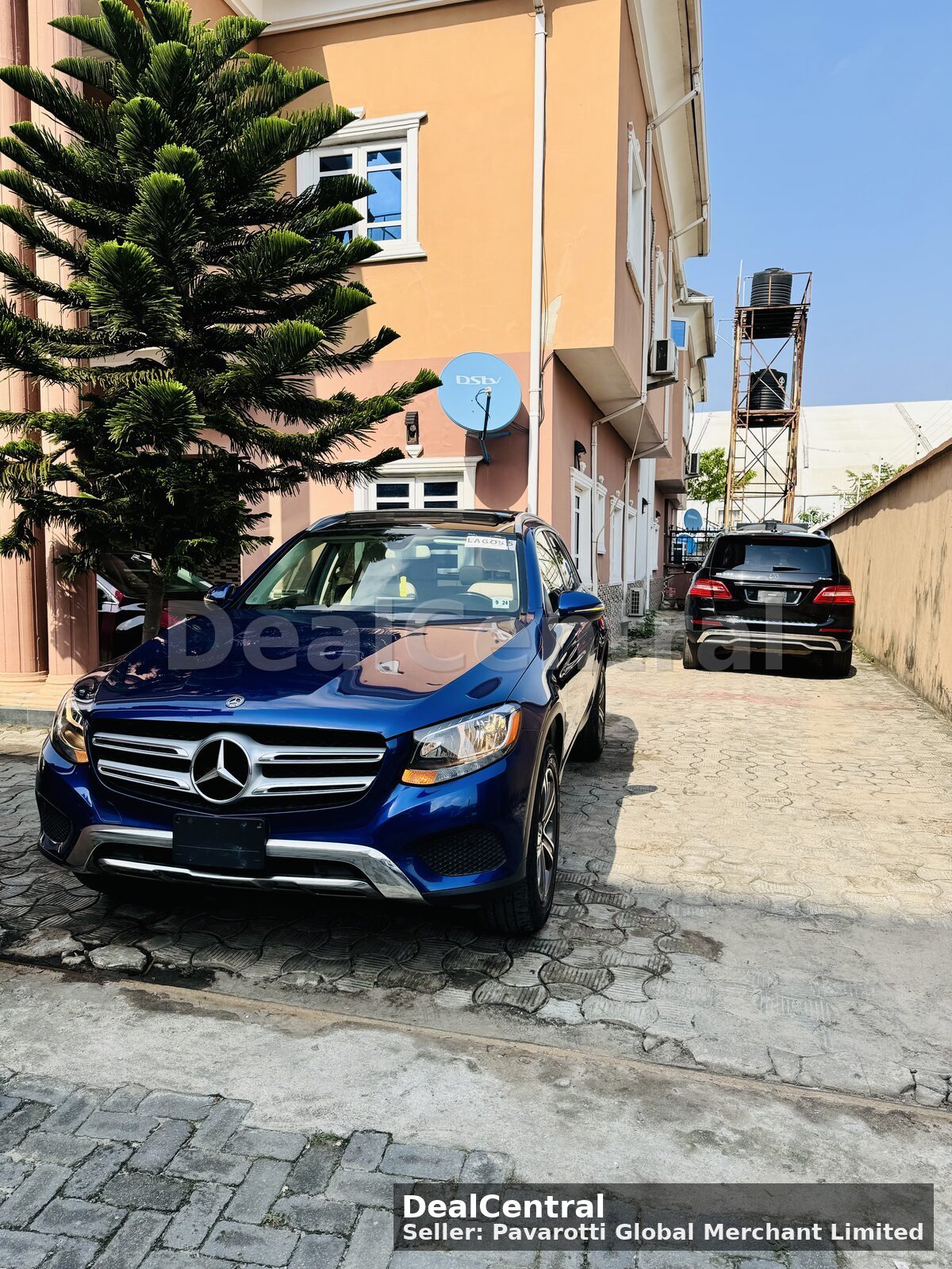 2019 Mercedes-Benz GLC 300 4MATIC - Blue